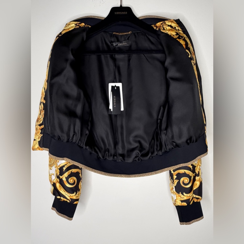 NWT Versace - Black & Gold Baroque Bomber Jacket - New with Tag - Small / 38 USA - Picture 5 of 14